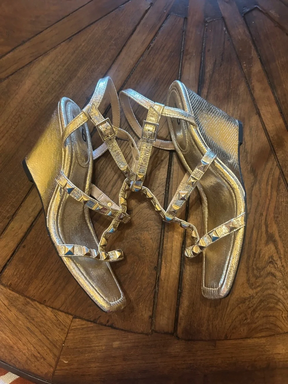 Mix No. 6 gold, wedge, strap sandals, size 10, NWOT | offer in description